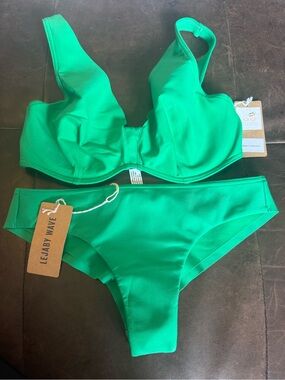 Lejaby Wave Bright Green Bikini Bottoms - Size 32DD top XS bottom